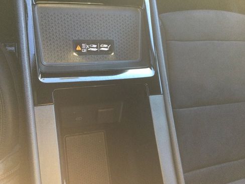 Used 2024 Chevrolet Blazer EV RS AWD/4WD image 20