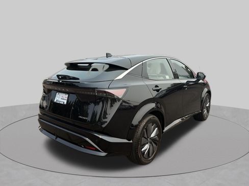 Used 2023 Nissan Ariya FWD image 3