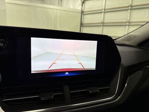 Used 2024 Chevrolet Trax ACTIV FWD image 24