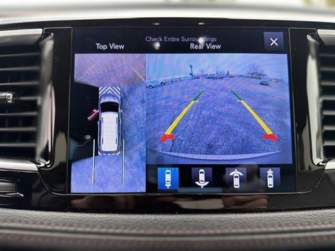 Used 2017 Chrysler Pacifica Limited w/ Advanced Safetytec Group image 45