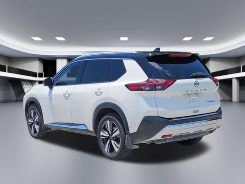 Used 2023 Nissan Rogue Platinum w/ Platinum Premium Package FWD image 3
