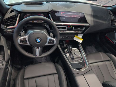 Used 2026 BMW Z4 sDrive30i w/ Premium Package RWD image 28