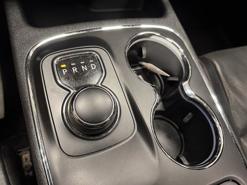 Used 2017 Dodge Durango R/T w/ Technology Group AWD/4WD image 36