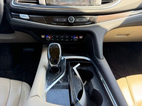 Used 2018 Buick Enclave Premium FWD image 17