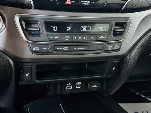 Used 2024 Honda Passport EX-L image 15