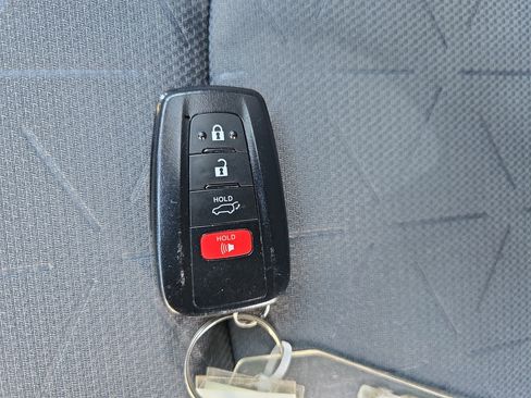 Used 2023 Toyota RAV4 XLE w/ Convenience Package image 37