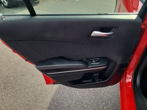 Used 2023 Dodge Charger SXT RWD image 9