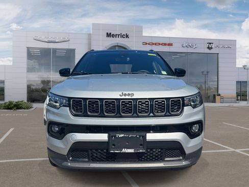 Used 2026 Jeep Compass Limited AWD/4WD image 3