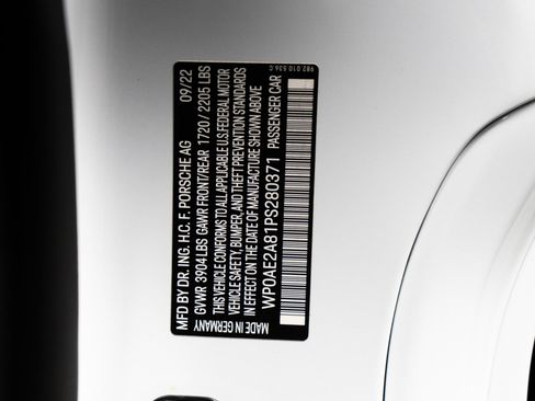 Used 2023 Porsche 718 Cayman GT4 RS image 40