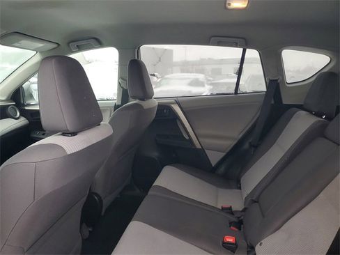 Used 2013 Toyota RAV4 LE image 8