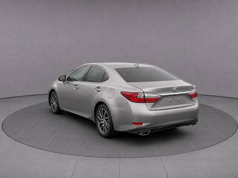 Used 2016 Lexus ES 350 FWD image 5