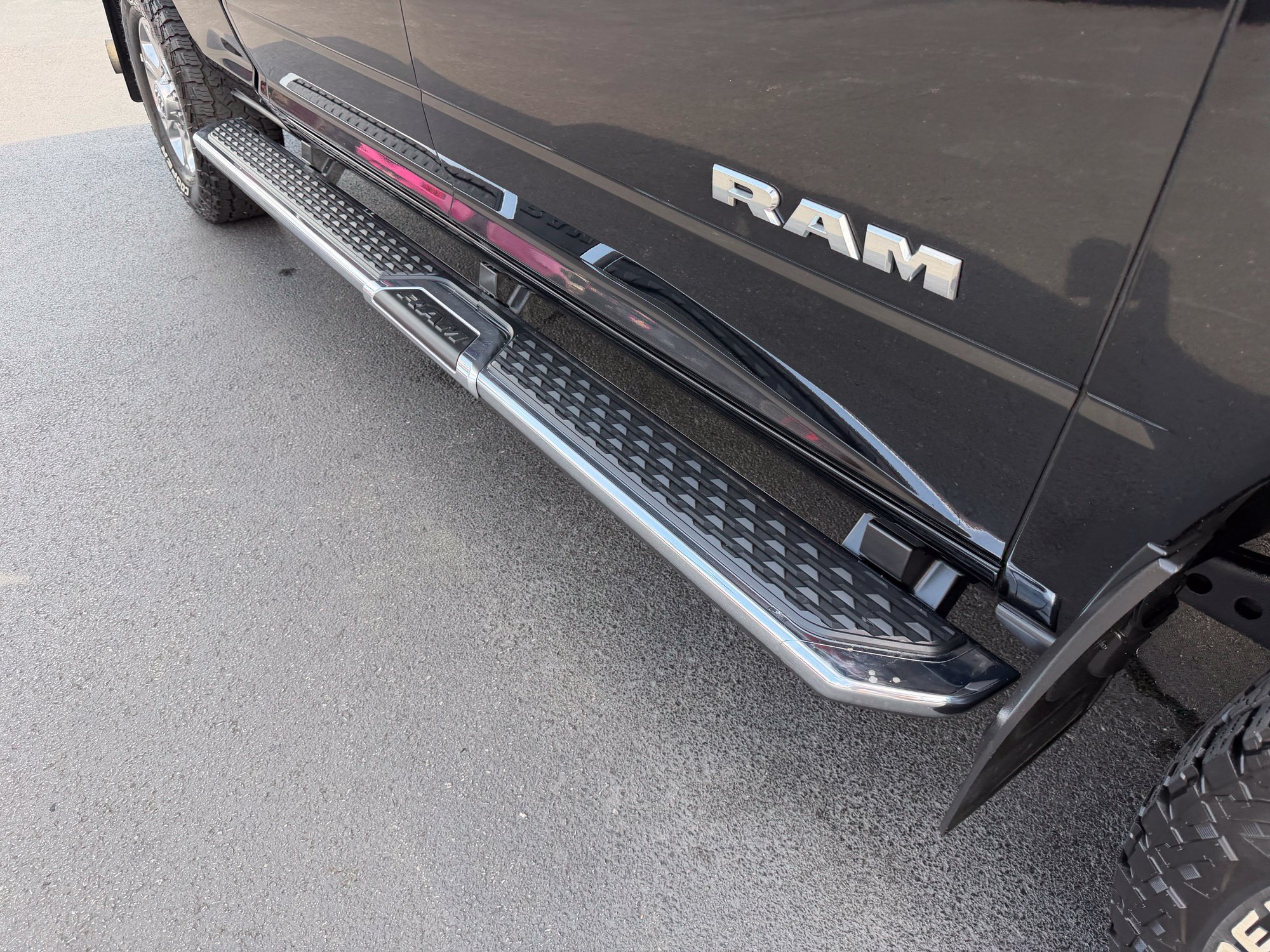 Used 2021 RAM 2500 Big Horn w/ Level 1 Equipment Group AWD/4WD image 11