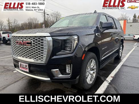 Used 2022 GMC Yukon XL Denali image 1