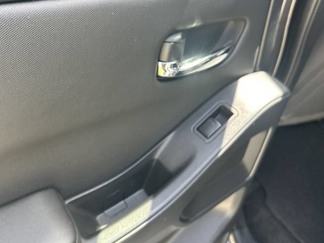 Certified 2024 Nissan Frontier SV w/ Technology Package RWD image 12