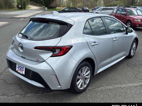 Used 2023 Toyota Corolla SE FWD image 5
