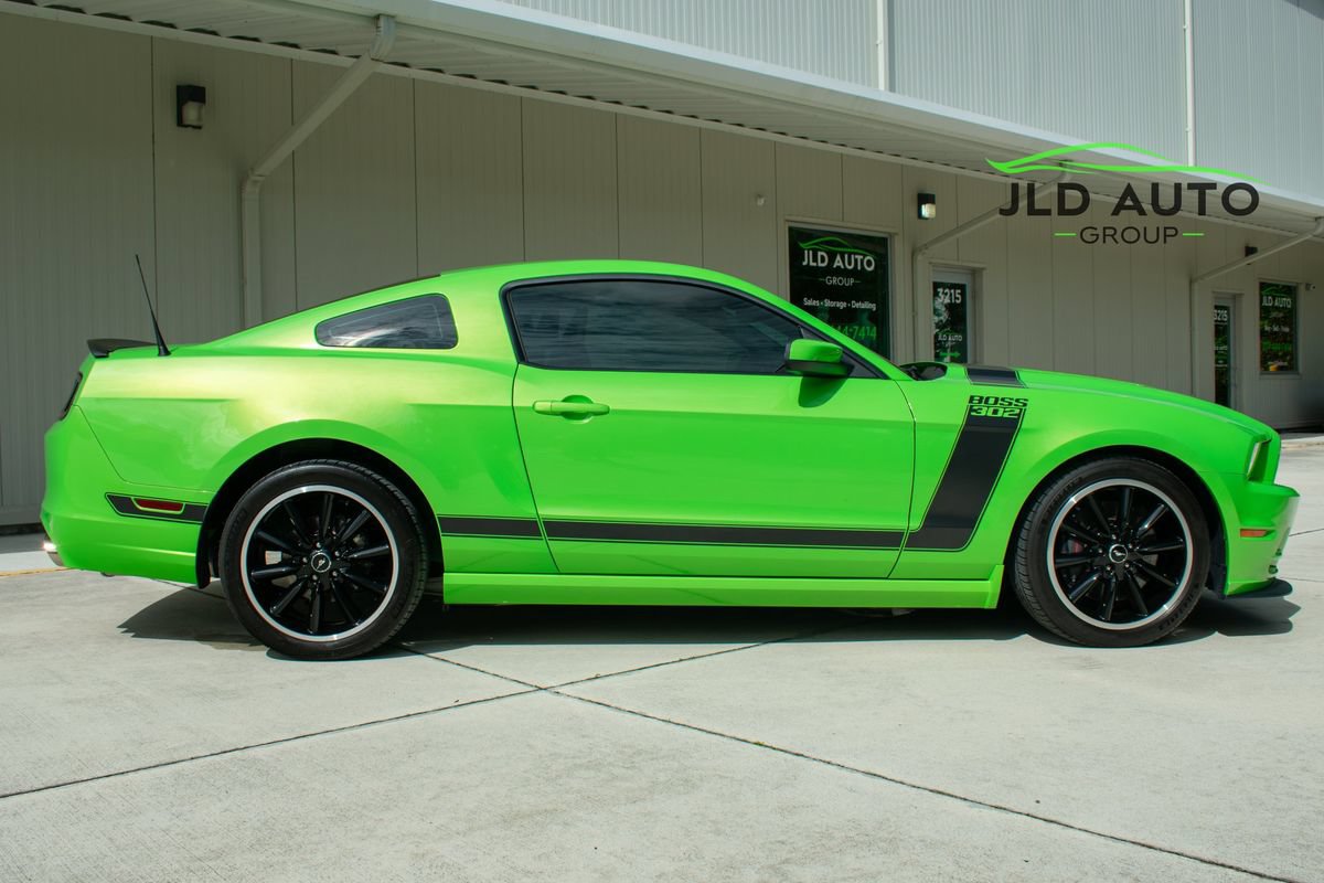 Used 2013 Ford Mustang Boss 302 w/ Boss 302 Accessory Pkg RWD image 6