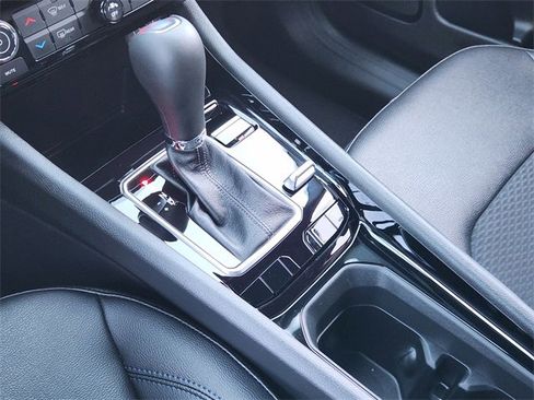 Used 2026 Jeep Compass Latitude image 18