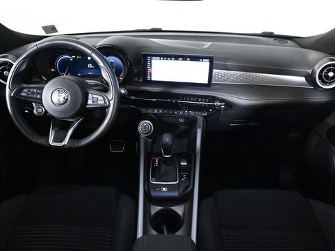 Used 2025 Alfa Romeo Tonale AWD/4WD image 9