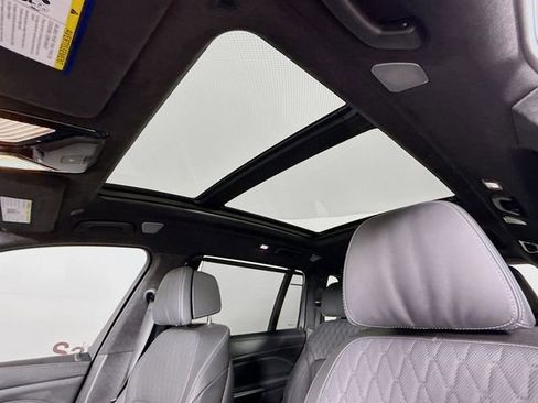 Used 2024 BMW ALPINA XB7 ALPINA XB7 image 23