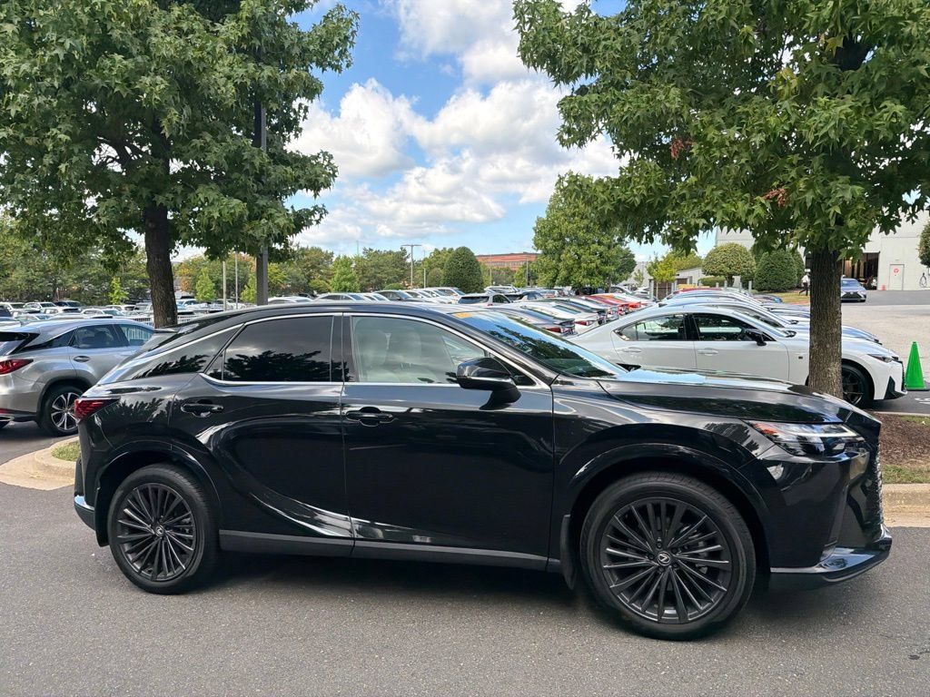 Certified 2024 Lexus RX 350 Premium w/ Kick Sensor & Tow Package AWD/4WD image 9