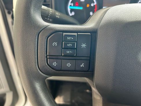 Used 2025 Ford F350 XLT AWD/4WD image 38