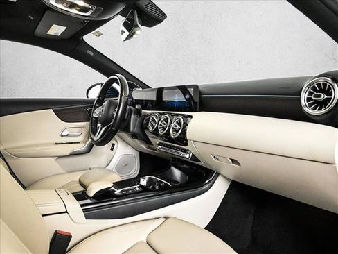Used 2021 Mercedes-Benz A 220 4MATIC image 23
