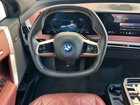 Used 2024 BMW iX xDrive50 w/ Premium Package image 15