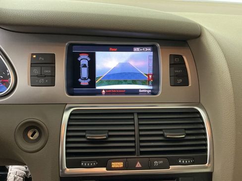 Used 2015 Audi Q7 3.0T S line Prestige w/ Towing Package image 11