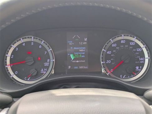 Used 2021 Toyota Highlander LE image 20