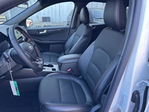 New 2025 Ford Escape ST-Line Select w/ Tech Pack #2 AWD/4WD image 12