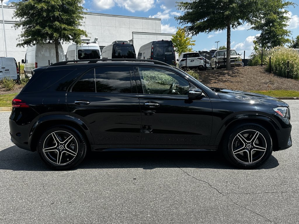 Certified 2025 Mercedes-Benz GLE 350 4MATIC w/ AMG Line Exterior image 9