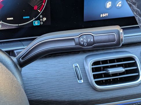 Certified 2024 Mercedes-Benz GLE 450 4MATIC w/ AMG Line Exterior image 28