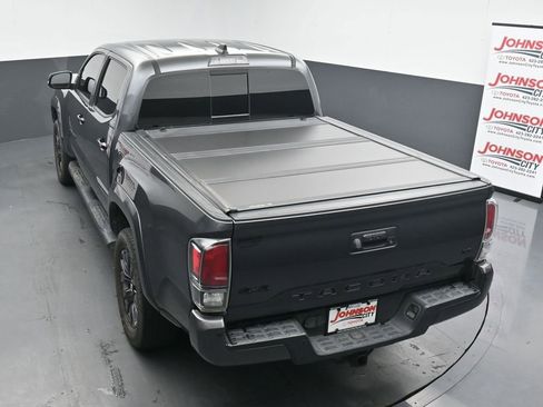 Used 2021 Toyota Tacoma Limited w/ Nightshade Package AWD/4WD image 32