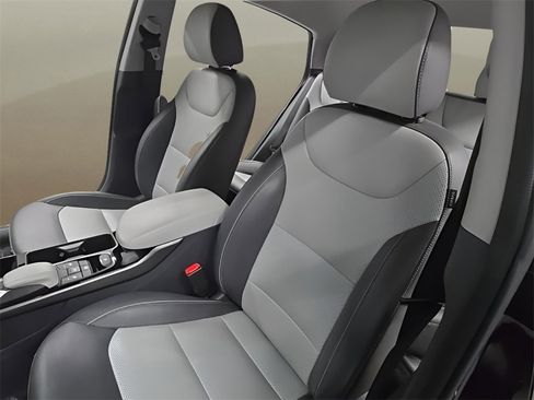 Used 2020 Hyundai Ioniq Limited image 13