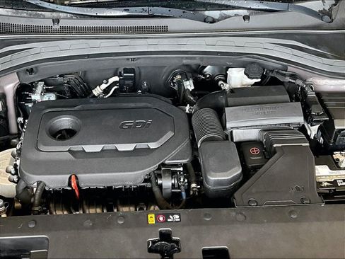 Used 2020 Hyundai Santa Fe SE FWD image 11