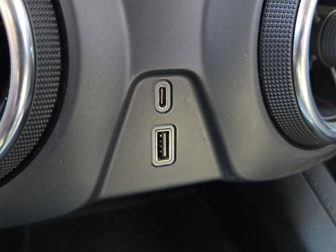 Used 2019 Chevrolet Blazer LT w/ LPO, Floor Liner Package image 28