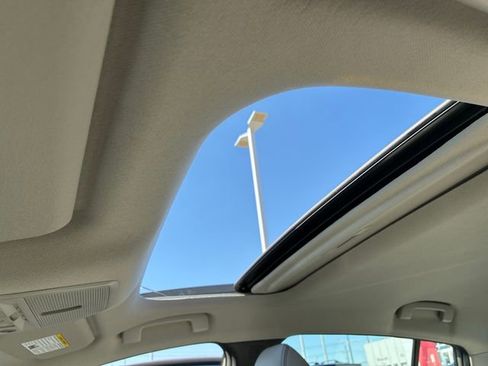 New 2026 Nissan Sentra SL image 18