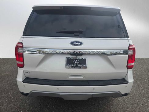 Used 2019 Ford Expedition XLT w/ Equipment Group 202A image 4