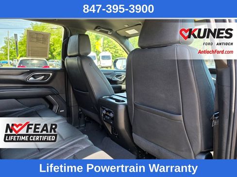 Used 2023 Chevrolet Suburban LT AWD/4WD image 31