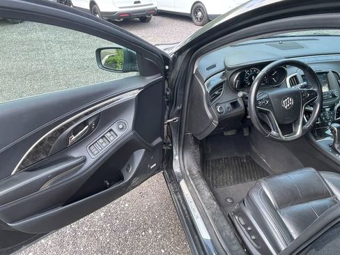 Used 2015 Buick LaCrosse Leather FWD image 10