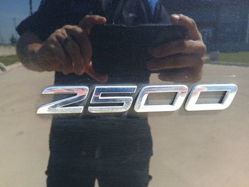 Used 2023 Mercedes-Benz Sprinter 2500 image 28