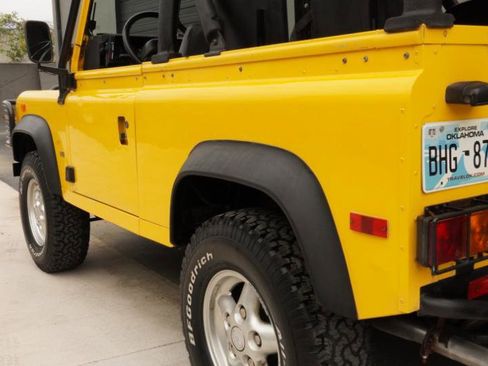 Used 1994 Land Rover Defender 90 image 34