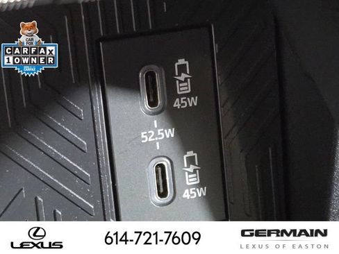 Used 2025 Toyota 4Runner SR5 AWD/4WD image 32