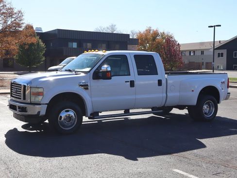 Used 2009 Ford F350 Lariat image 10