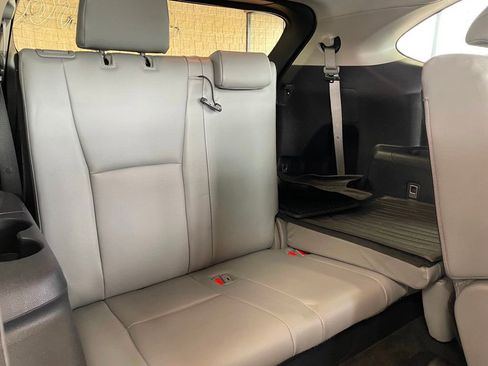 Used 2022 Toyota Highlander XLE image 21