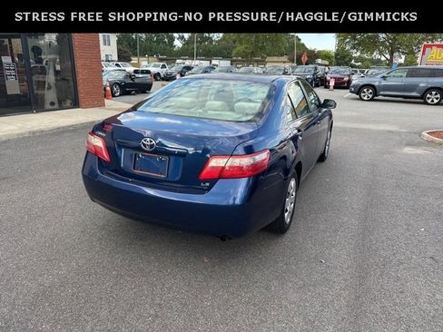 Used 2009 Toyota Camry LE image 29