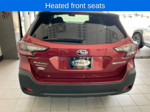 Used 2024 Subaru Outback Premium AWD/4WD image 13
