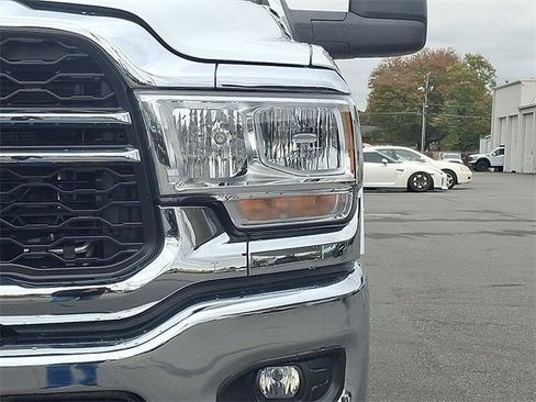 Used 2023 RAM 3500 Tradesman w/ Chrome Appearance Group image 9