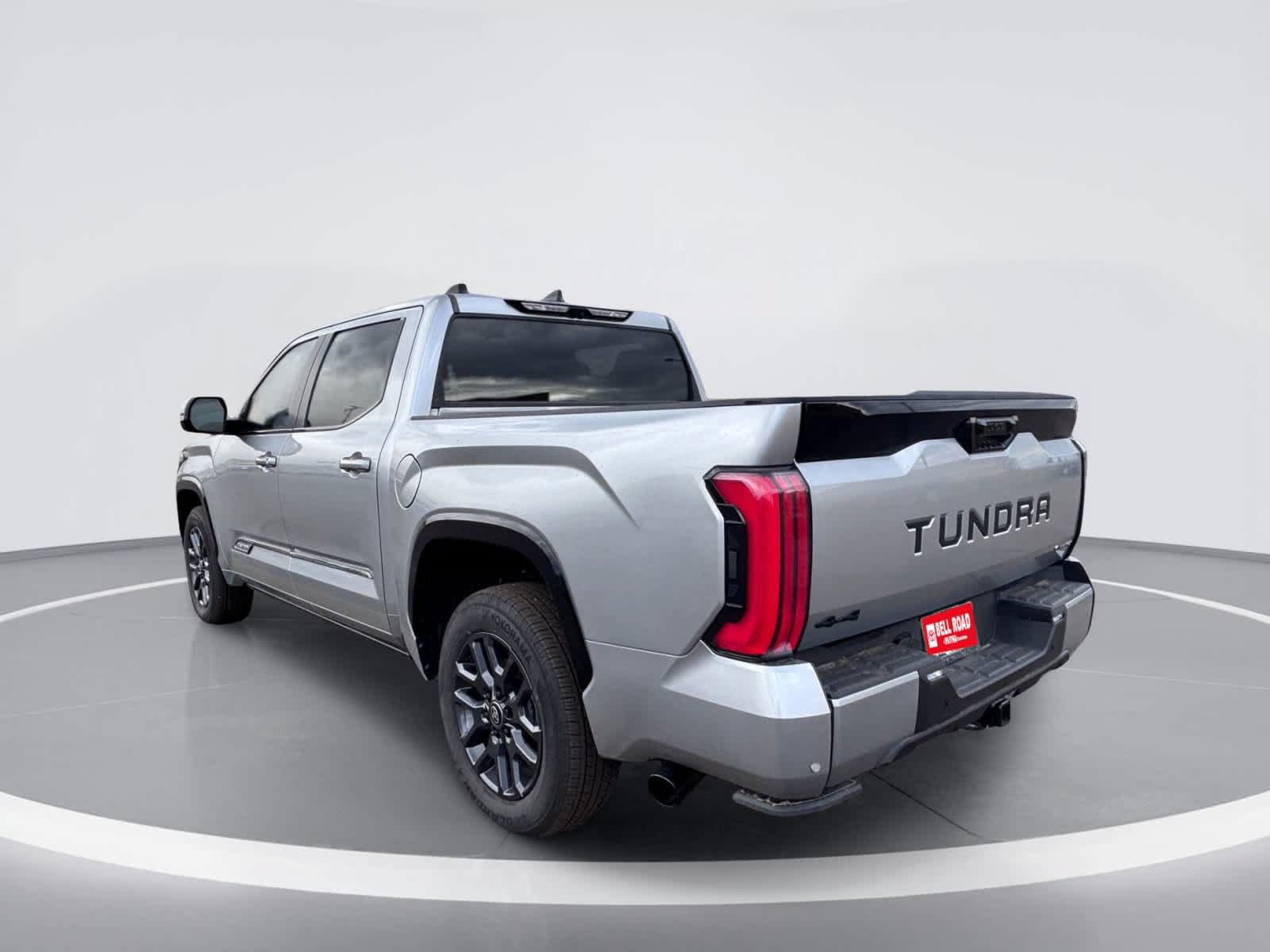 Used 2026 Toyota Tundra Platinum w/ Tow Tech Package AWD/4WD image 4