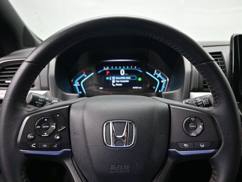 Used 2023 Honda Odyssey Sport image 14